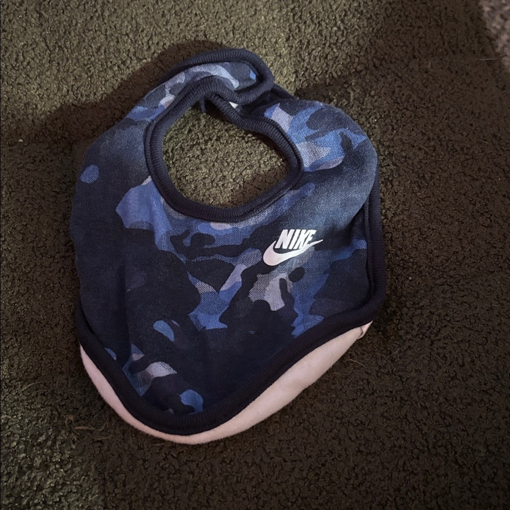 Nike Navy Camouflage Baby Bib